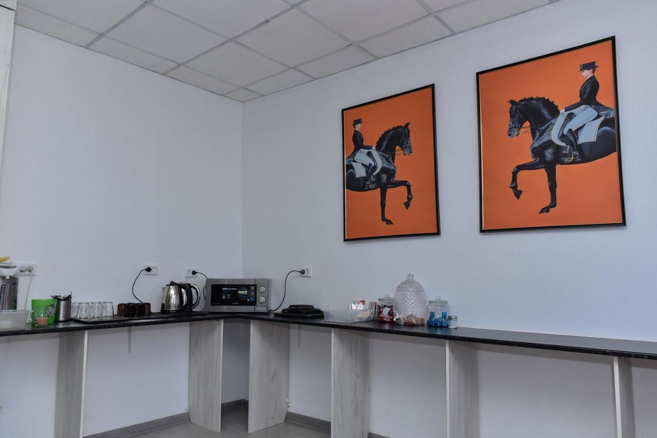 Hotel Fresh Aqtöbe Ngoại thất bức ảnh