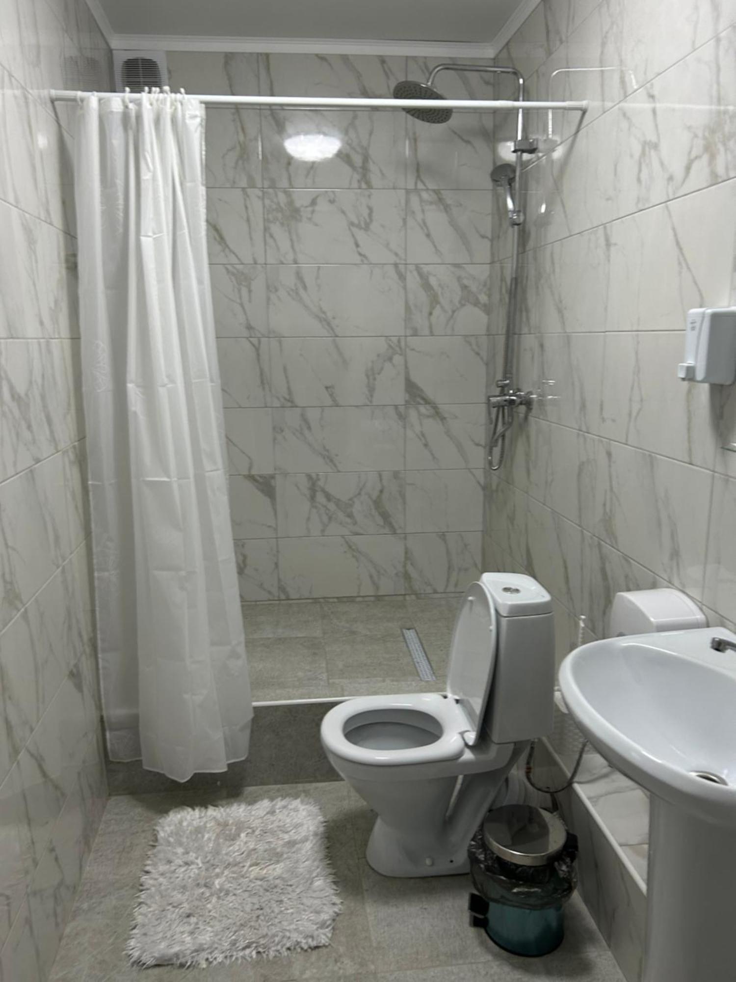 Hotel Fresh Aqtöbe Ngoại thất bức ảnh