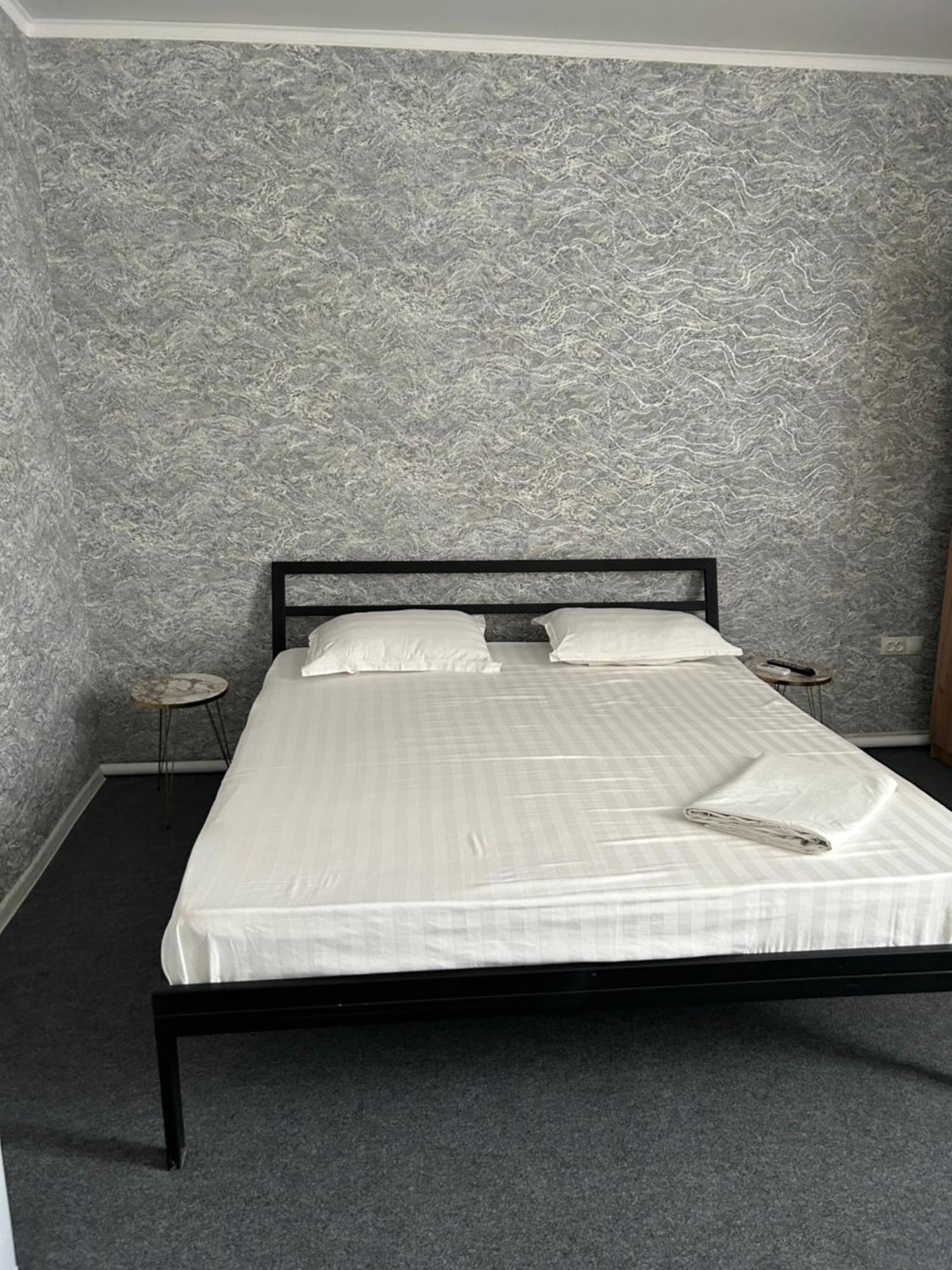 Hotel Fresh Aqtöbe Ngoại thất bức ảnh